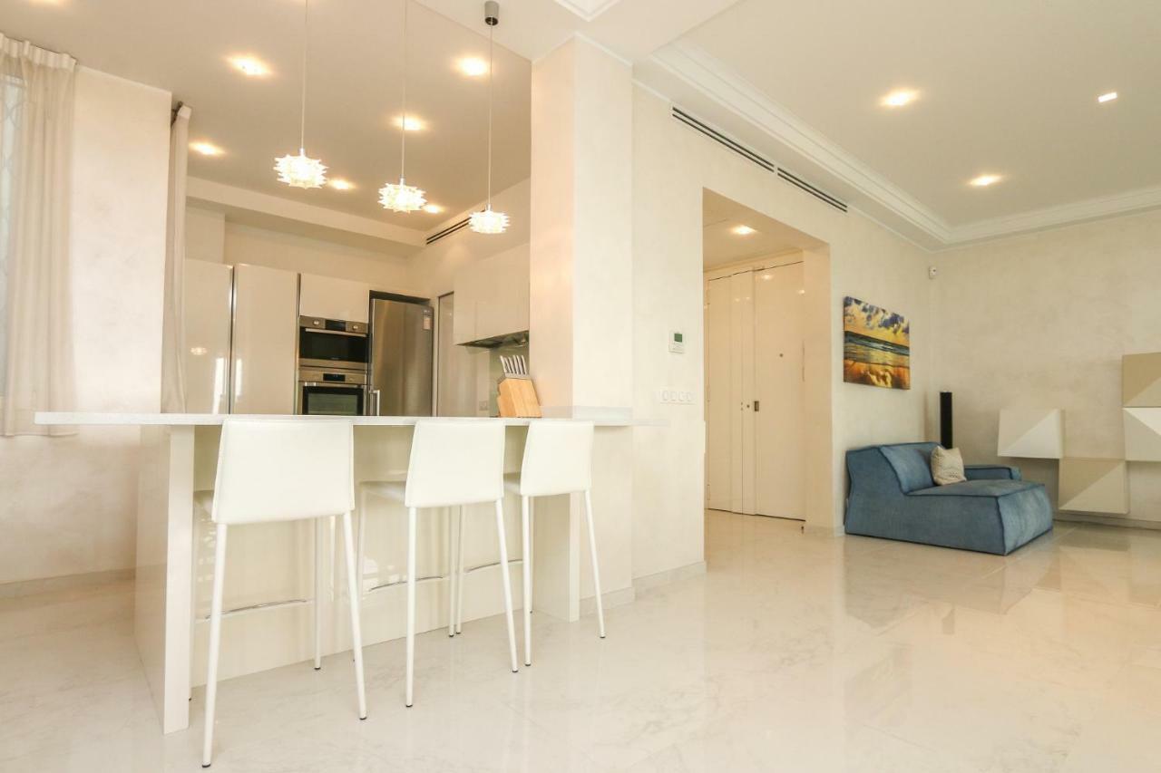 Seafront Modern Apartment Nisa Exterior foto