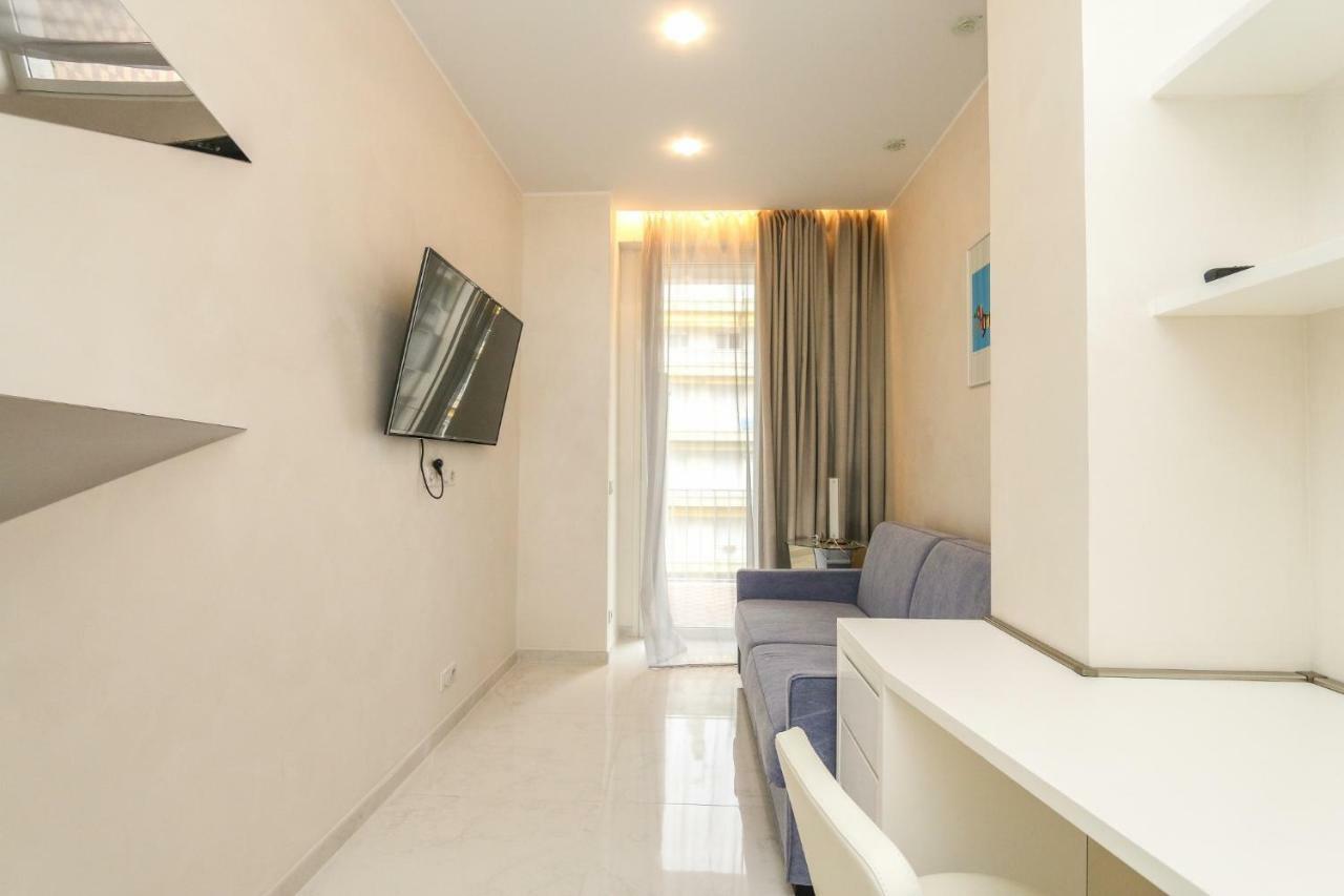 Seafront Modern Apartment Nisa Exterior foto